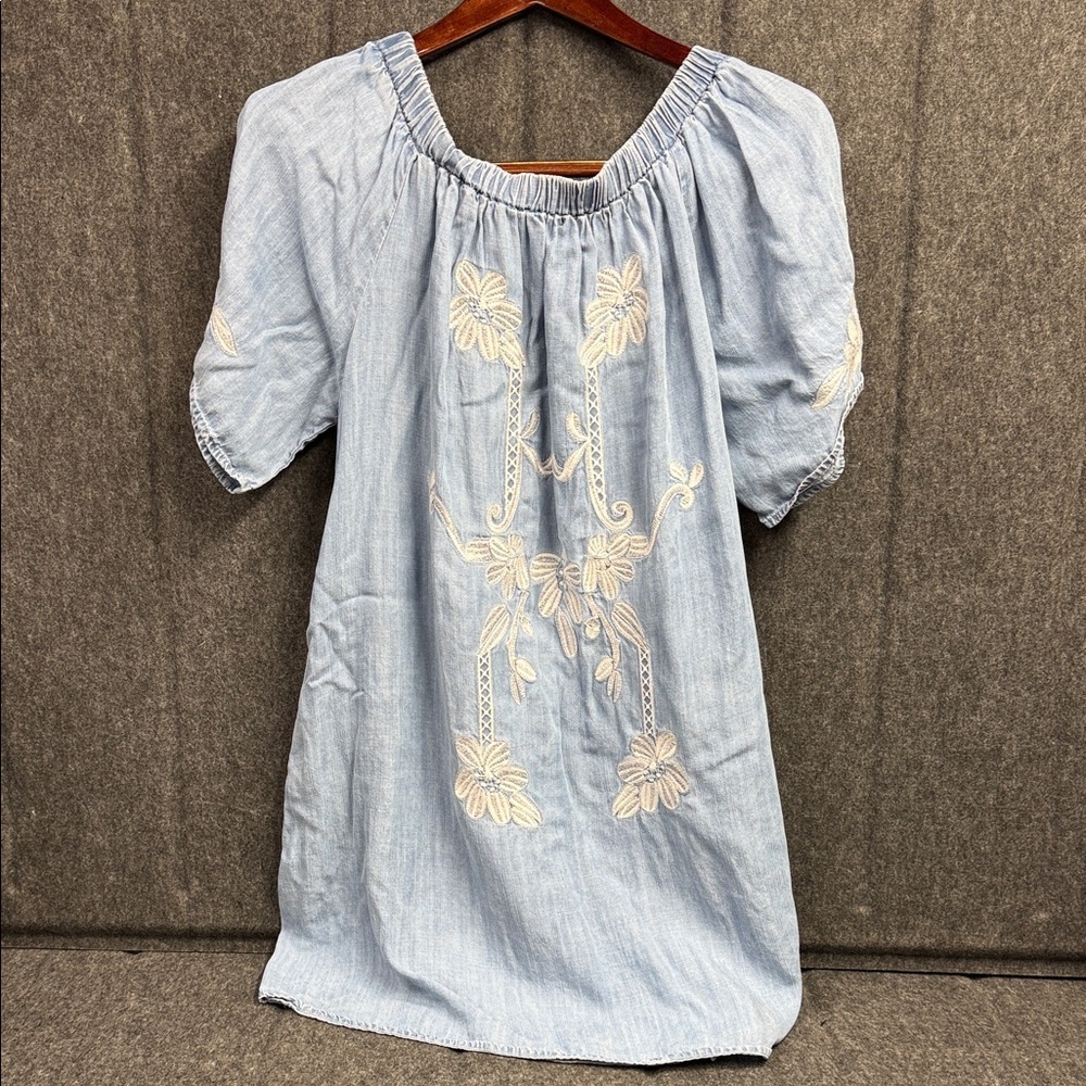 easel Light Blue Embroidered Midi Dress